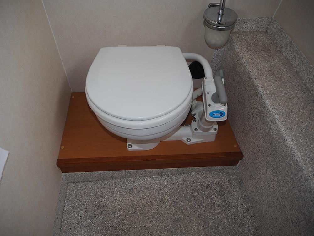 Aft cabin, Accommodation